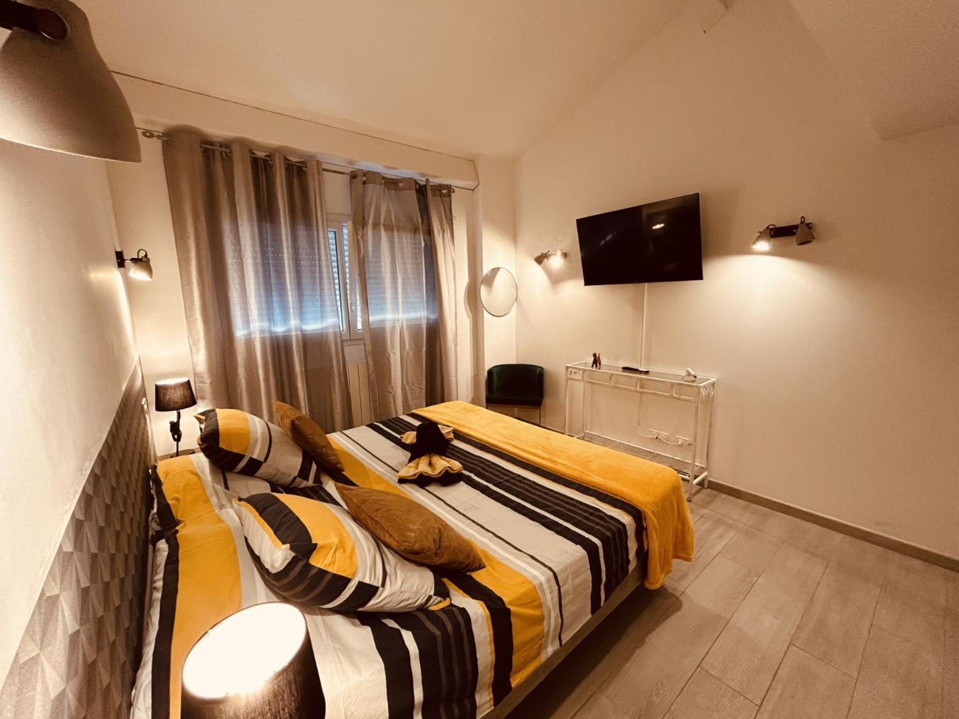 Le Paolo Appartement Deluxe Narbona Exterior foto